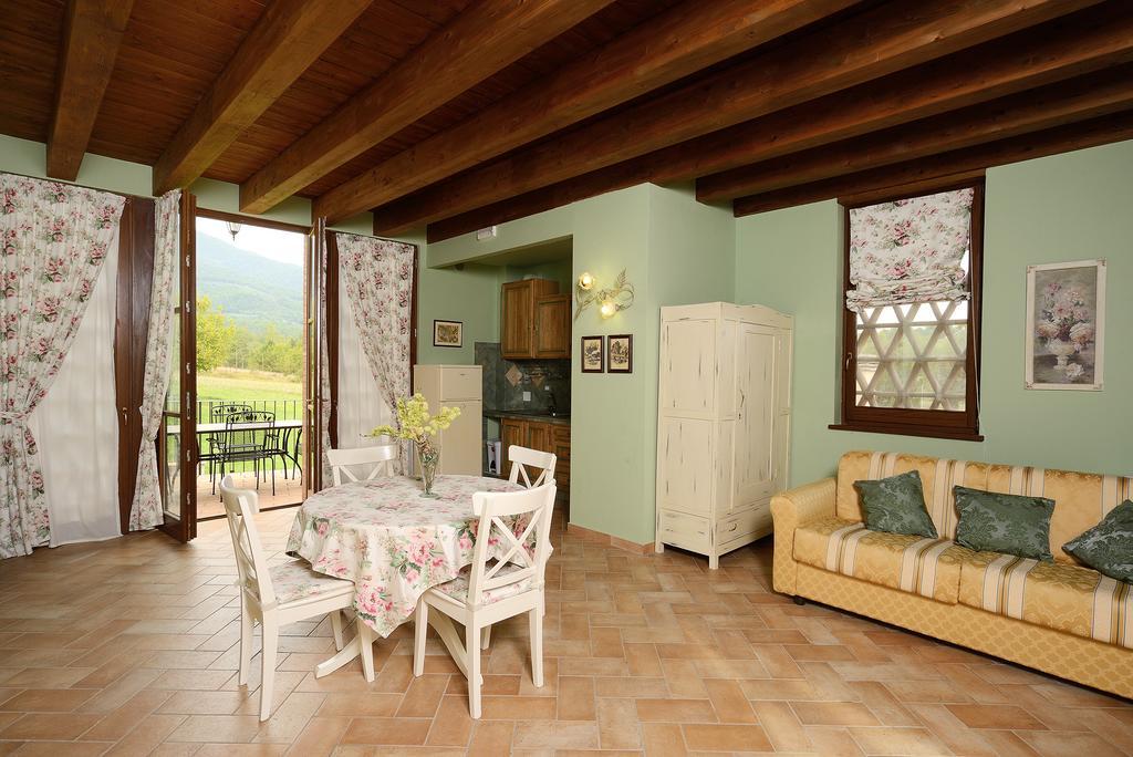 Agriturismo I Granai Crocemaroggia 외부 사진