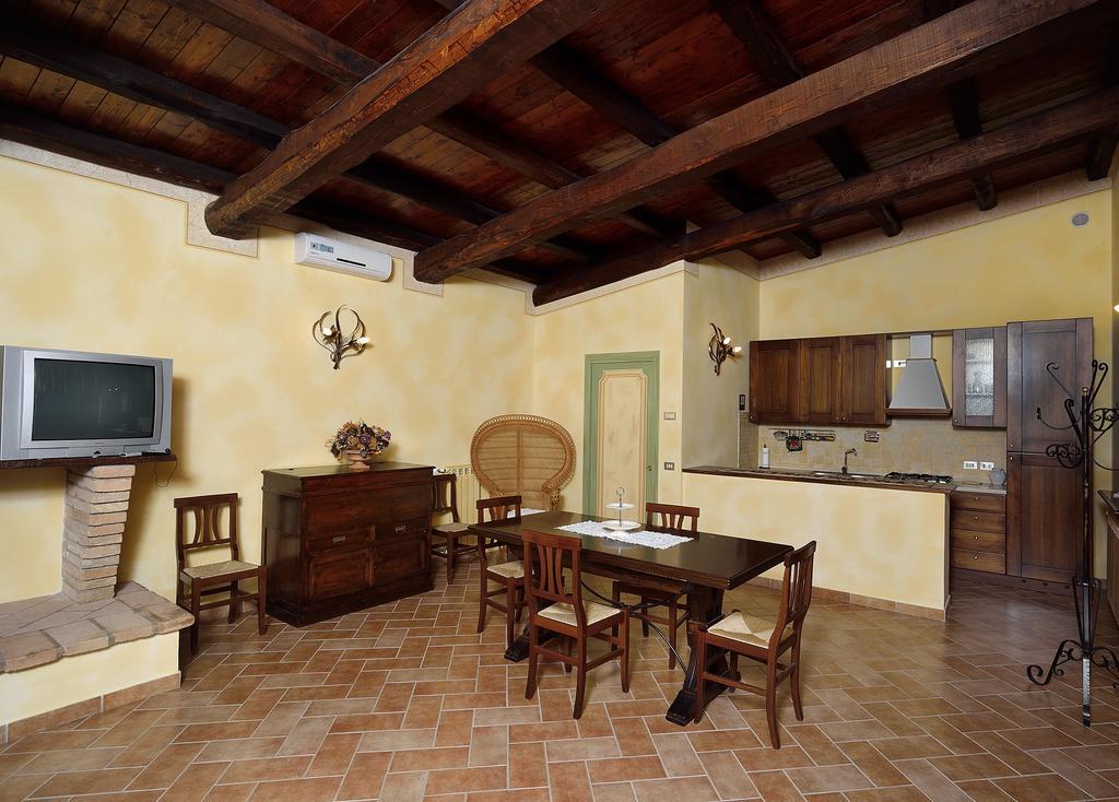 Agriturismo I Granai Crocemaroggia 외부 사진