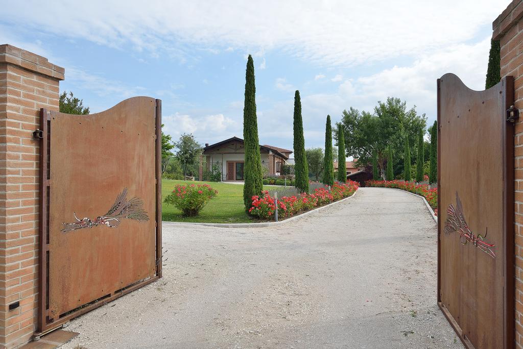 Agriturismo I Granai Crocemaroggia 외부 사진