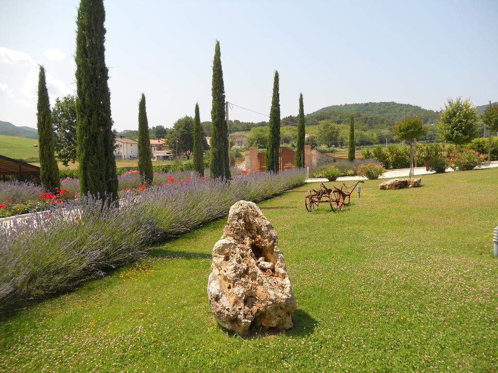 Agriturismo I Granai Crocemaroggia 외부 사진