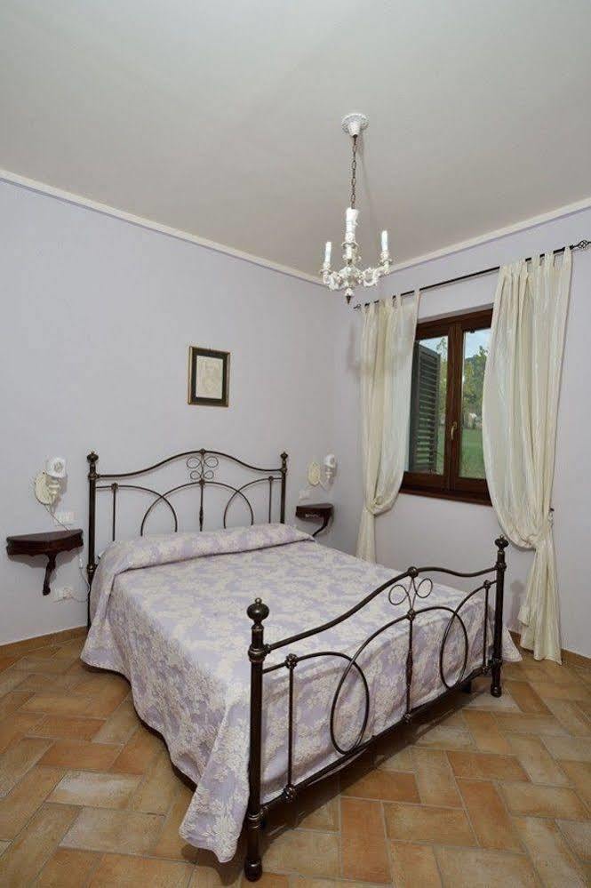 Agriturismo I Granai Crocemaroggia 외부 사진