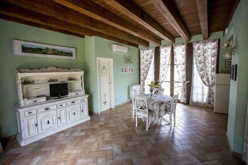 Agriturismo I Granai Crocemaroggia 외부 사진